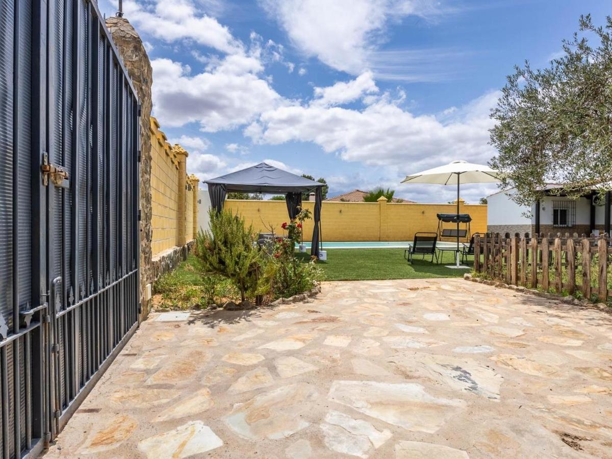 Villa Santa Teresa Vacacional Sevilla Dos Hermanas Ngoại thất bức ảnh