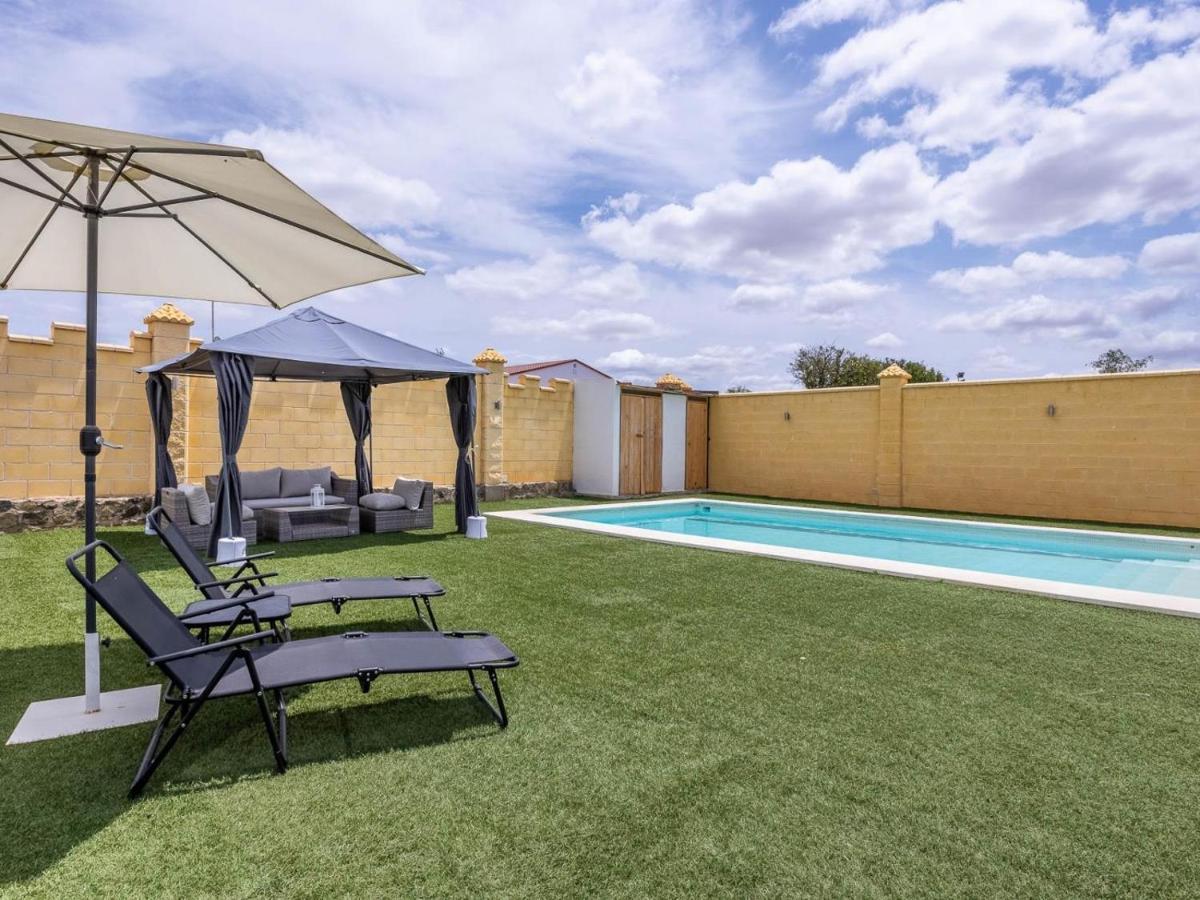 Villa Santa Teresa Vacacional Sevilla Dos Hermanas Ngoại thất bức ảnh